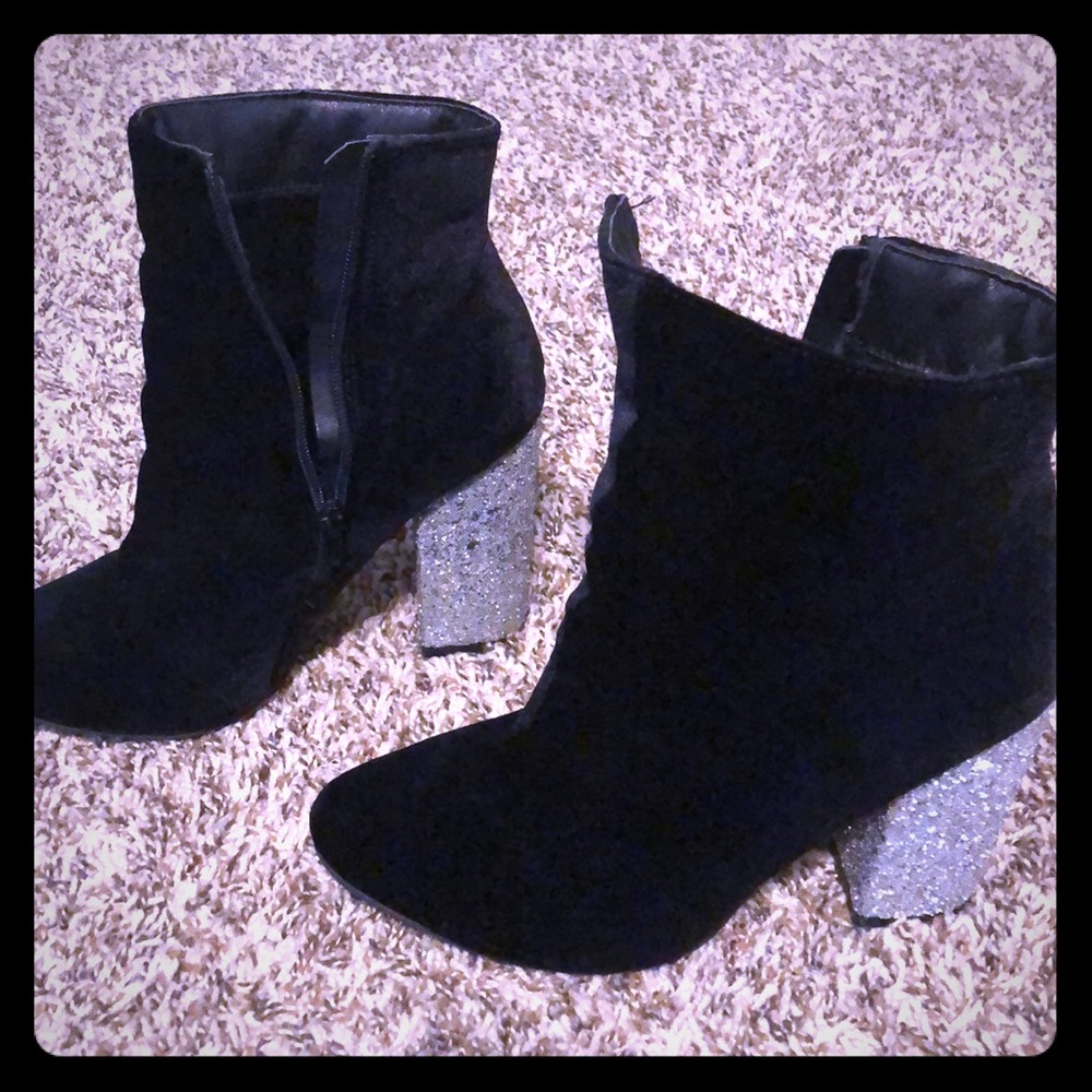 Rhinestone velvet heel boots